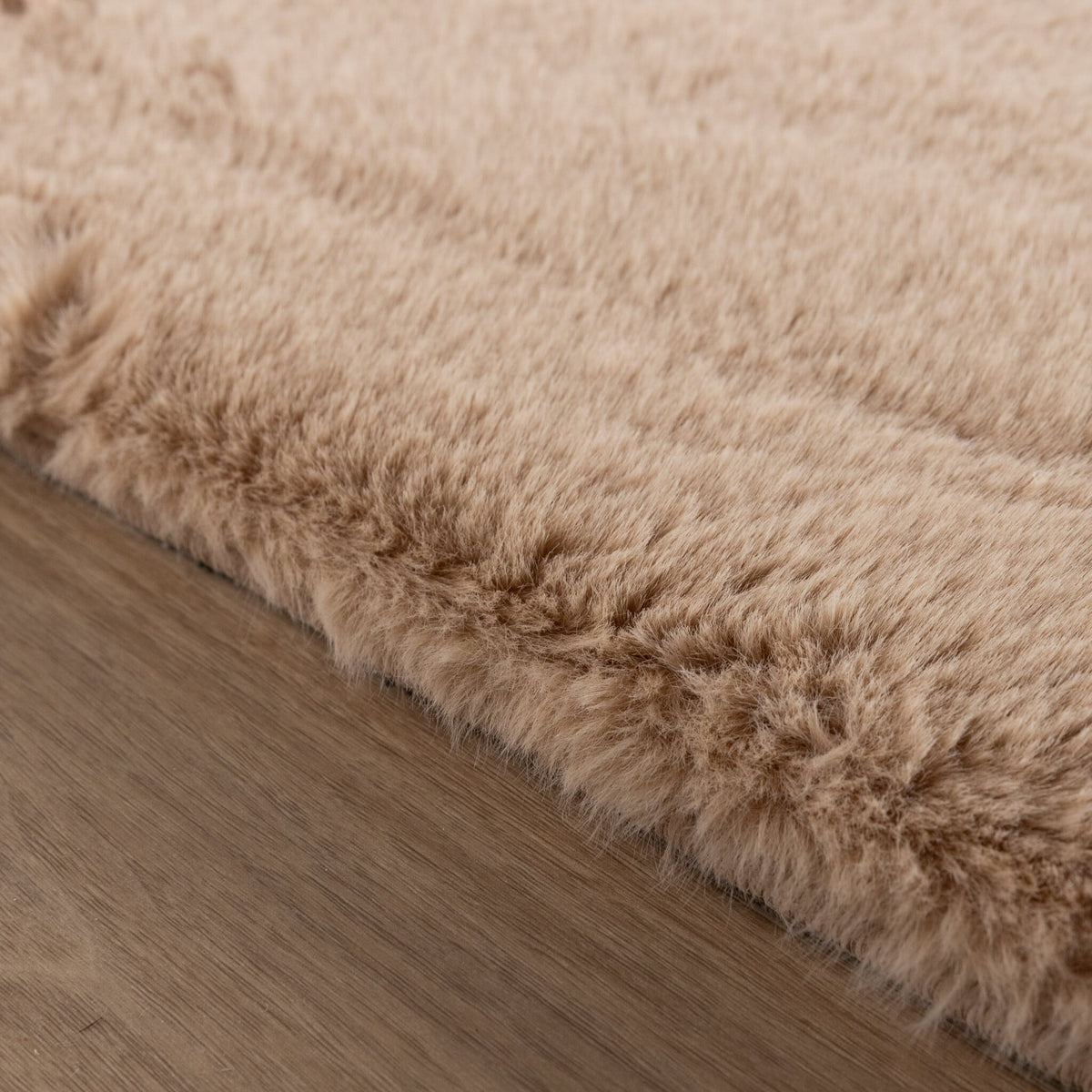 Soft High-Pile Rug – Comfy Supreme Beige