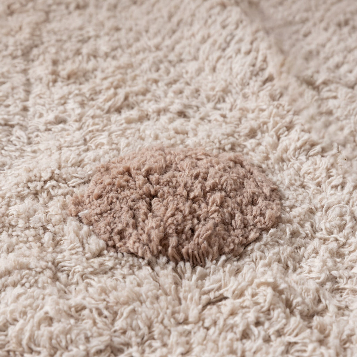 Round Kids’ Rug – Lou Dots Taupe