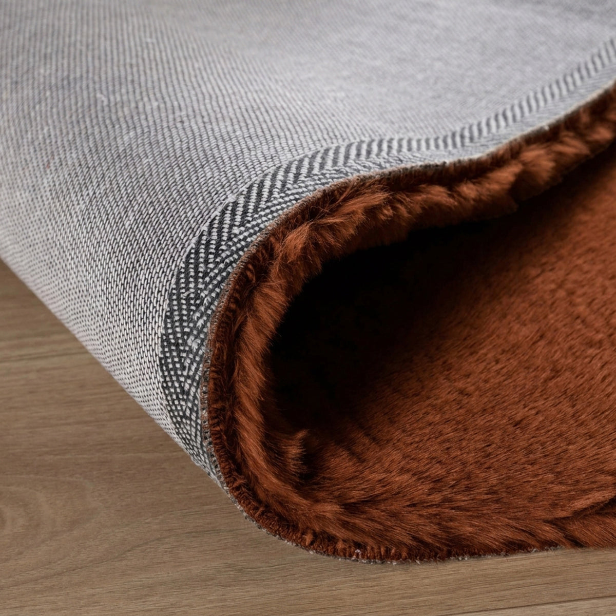 Zacht hoogpolig vloerkleed - Comfy Supreme Bruin