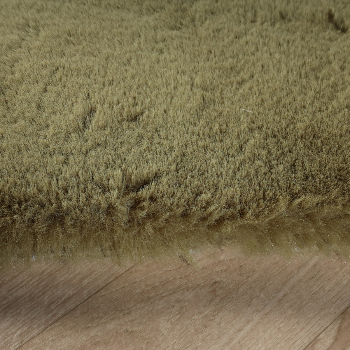 Soft High Pile Rug - Comfy Supreme Olive Green